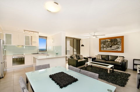 Banyandah Towers - Coogee Beach Accommodation 3