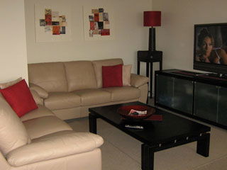 Beachfront Towers - Coogee Beach Accommodation 8