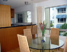 Estoril On Moffat Holiday Apartments - Coogee Beach Accommodation 3