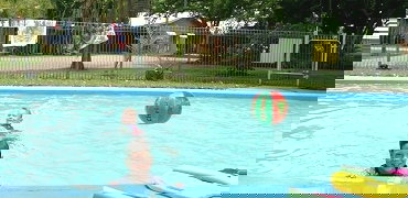 Glass House Mountains Holiday Village - Coogee Beach Accommodation 1