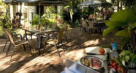 Tropic Towers Apartments - Coogee Beach Accommodation 3
