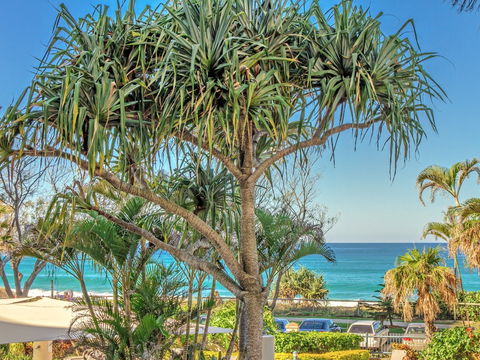 AA Oceana On Broadbeach - Coogee Beach Accommodation 17