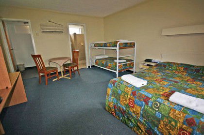 Red Cedars Motel - Coogee Beach Accommodation 2