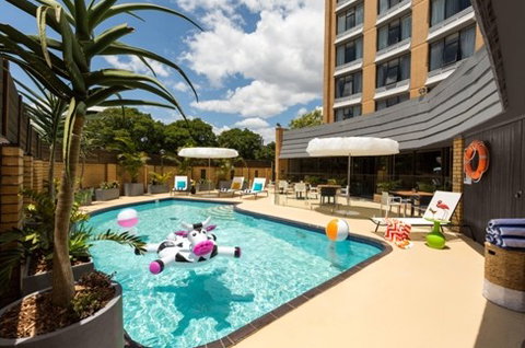 Atura Albury - Coogee Beach Accommodation 2