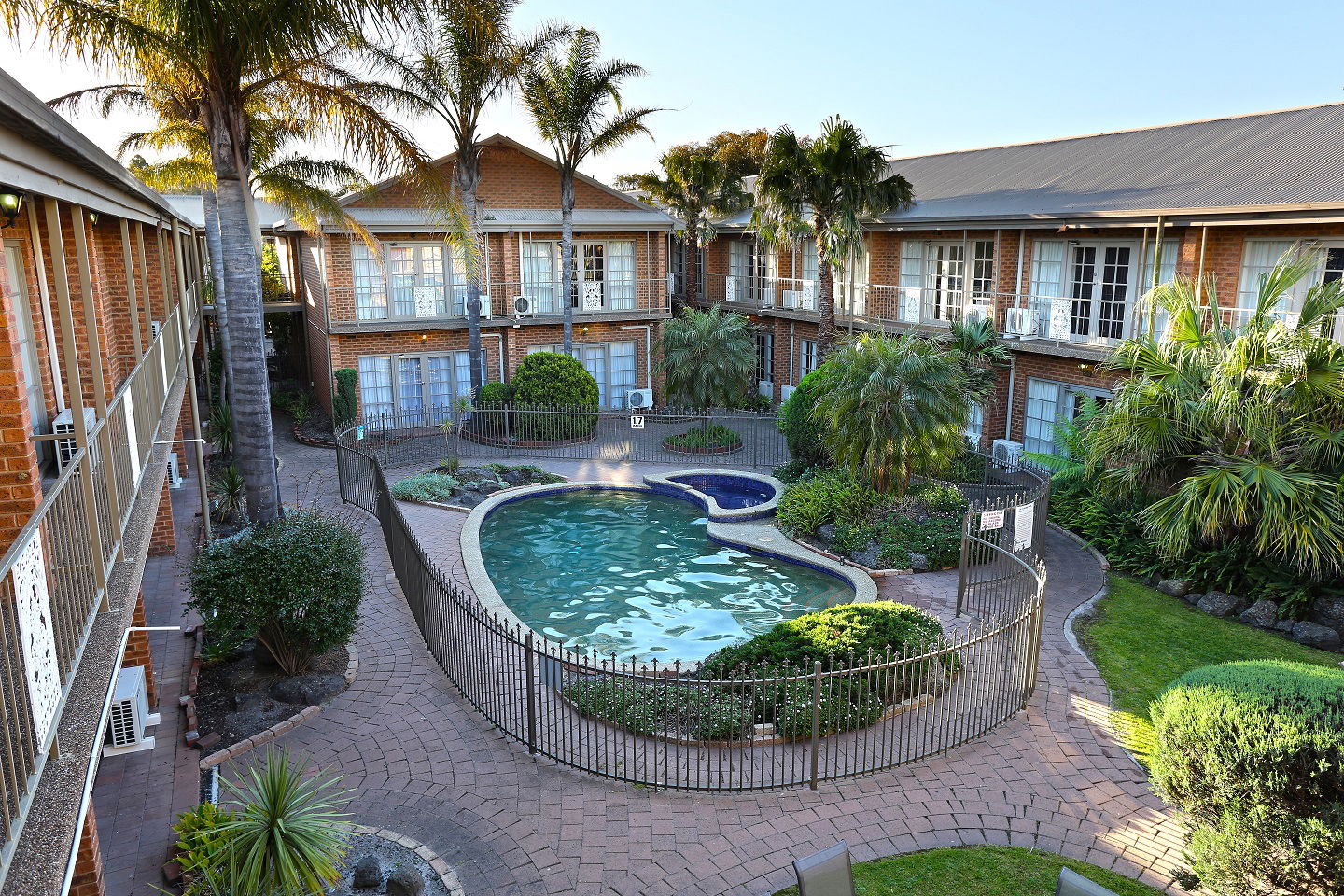 Tullamarine VIC Coogee Beach Accommodation