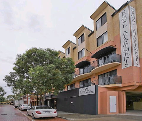 Regal Apartments - Coogee Beach Accommodation 2