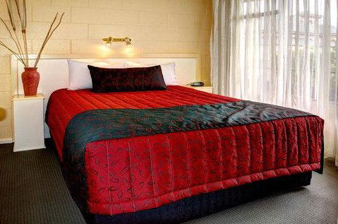 Graham Court Apartments - Coogee Beach Accommodation 3