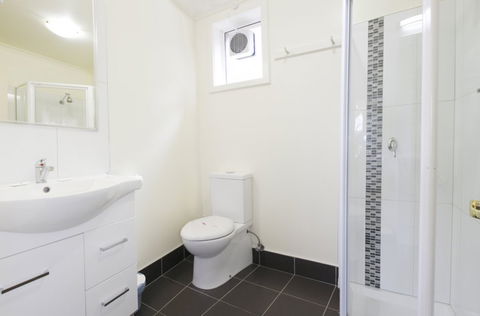 Graham Court Apartments - Coogee Beach Accommodation 4