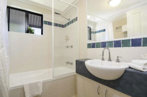 Bay Villas Resort Port Douglas - Coogee Beach Accommodation 15