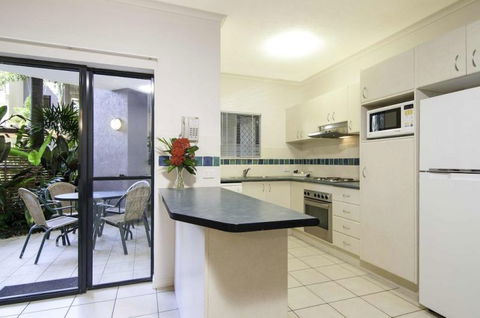 Bay Villas Resort Port Douglas - Coogee Beach Accommodation 9