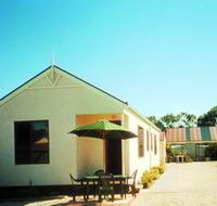 Port Vincent Holiday Cabins and Apartments - Coogee Beach Accommodation