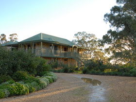 Lindsay House - Coogee Beach Accommodation 0