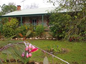 Naimanya Cottage - Coogee Beach Accommodation 0
