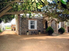 Waverley Estate - Coogee Beach Accommodation 0