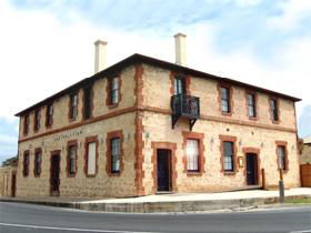 The Australasian Circa 1858 - Coogee Beach Accommodation 0