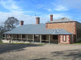 Wellington Courthouse - Coogee Beach Accommodation 0