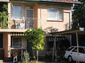 The Broadway - Coogee Beach Accommodation 0