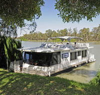 Moving Waters Self Contained Moored Houseboat - Coogee Beach Accommodation