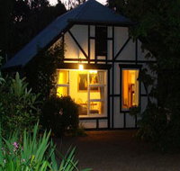 Riddlesdown Cottage - Coogee Beach Accommodation