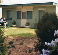 Oaklands Fishing Cottage - Coogee Beach Accommodation