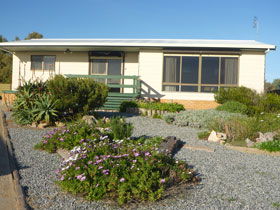 Oaklands Beach House - Coogee Beach Accommodation 0