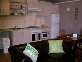 Little Para Cottage - Coogee Beach Accommodation 0