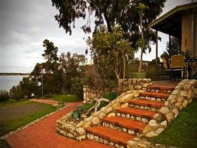Ulonga Lodge - Coogee Beach Accommodation 0