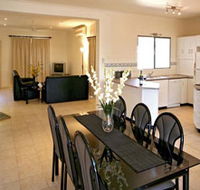 Riverwalk Retreat Karinga Park - Coogee Beach Accommodation