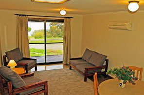Ulonga Lodge - Coogee Beach Accommodation 3