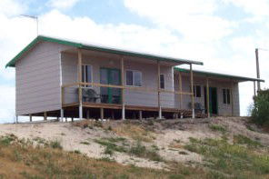 Lake Saint Clair Nature Retreat - Coogee Beach Accommodation 2
