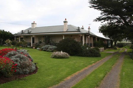 Seaview Lodge K.I. - Coogee Beach Accommodation 3