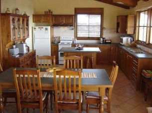 Lantauanan - The Lookout - Coogee Beach Accommodation 2