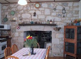 Mt Dutton Bay Woolshed Heritage Cottage - Coogee Beach Accommodation 1