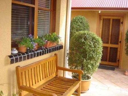 Stephanette's Cottage - Coogee Beach Accommodation 3