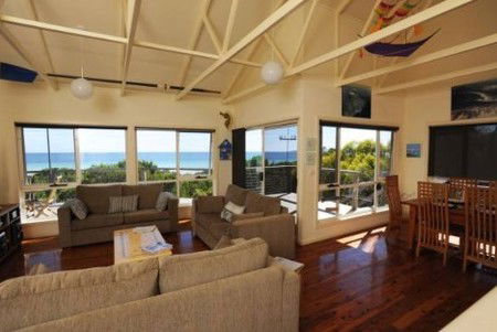 Island Beach Escape - Coogee Beach Accommodation 1
