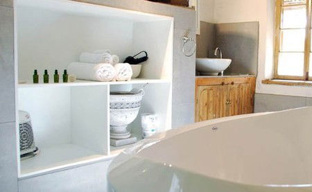 Jacobs Creek Retreat At Moorooroo Park - Coogee Beach Accommodation 2
