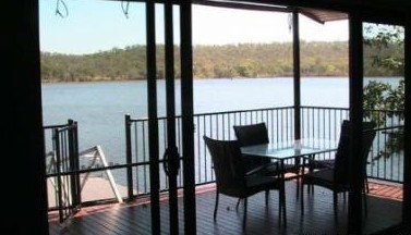 Lake Bennett Resort - Coogee Beach Accommodation 2