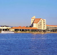 The Lakes Resort Hotel - Coogee Beach Accommodation