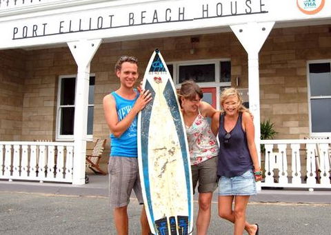 Port Elliot Beach House YHA - Coogee Beach Accommodation 4