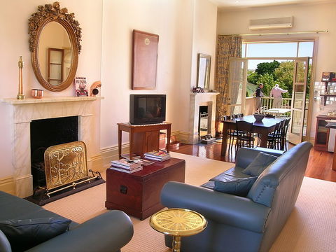The Fire Station Inn - Fire Engine Suite - Coogee Beach Accommodation 1