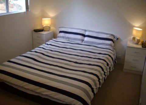 Riverfront Holiday House - Coogee Beach Accommodation 6