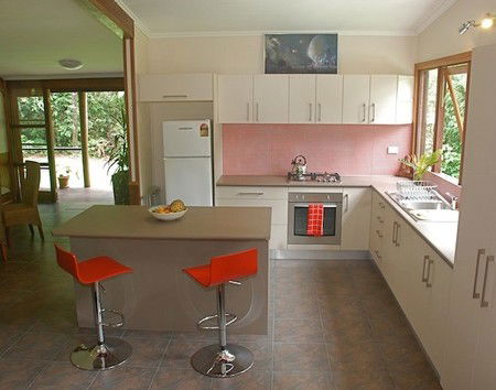 Stonewood Retreat - Coogee Beach Accommodation 3