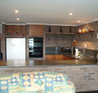 Three Hut Point Waterfront Accommodation - Coogee Beach Accommodation