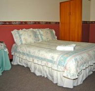 James Hotel - Coogee Beach Accommodation