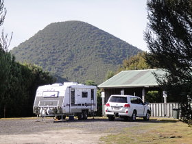 Lake Burbury Camping Ground - Coogee Beach Accommodation 0