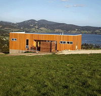 Deck House - Coogee Beach Accommodation