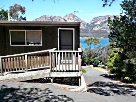Freycinet Sanctuary - Coogee Beach Accommodation 0