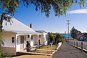 Apslawn TAS Coogee Beach Accommodation