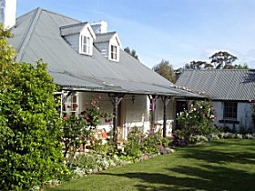 Orford's Sanda House B&B - Coogee Beach Accommodation 0