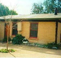 Woolly Butt Bungalow - Coogee Beach Accommodation